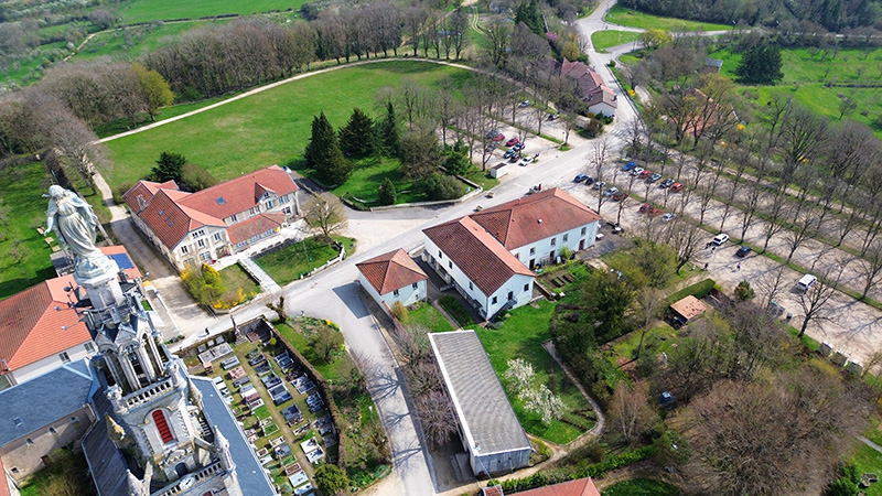 Photo a&eacute;rienne par drone Colline de Sion